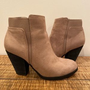 Mix No. 6 Ankle Bootie
